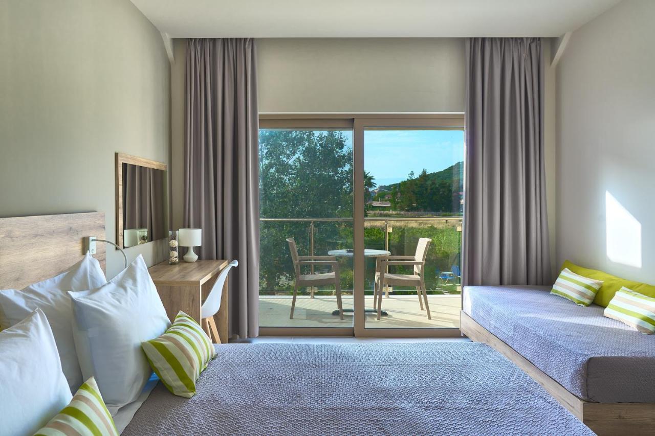 Grapevines Aparthotel