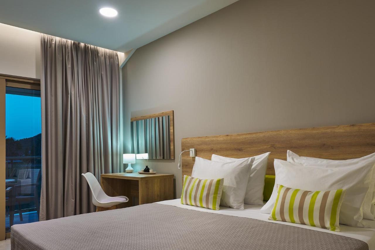 Grapevines Aparthotel