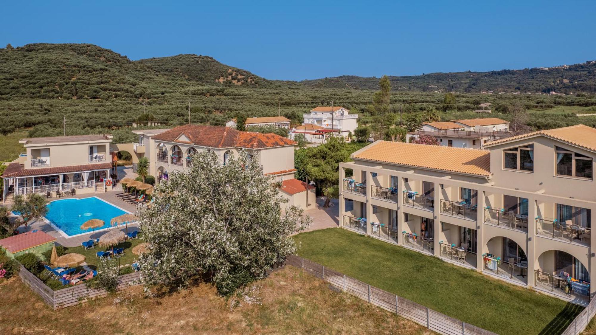 Grapevines Aparthotel